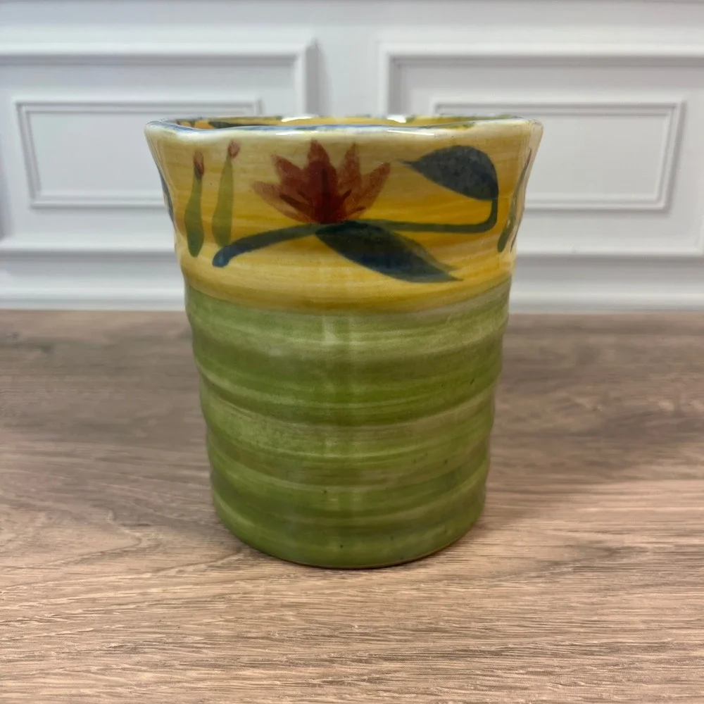 Pier 1 Elizabeth 16oz Coffee Tea‎ Mug Green Yellow Handpainted Floral Stoneware